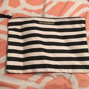 Victoria secret hand bag